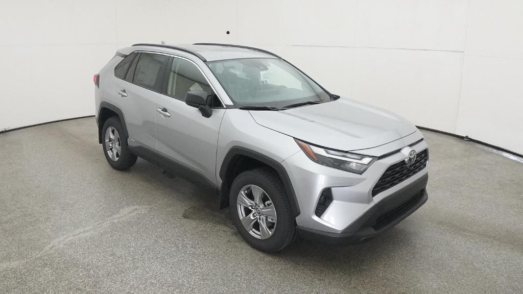 2025 Toyota RAV4 Hybrid LE photo 4