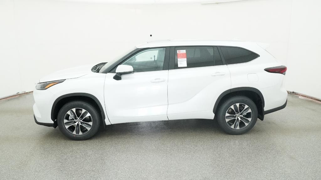 New 2026 Toyota Highlander XLE SUV