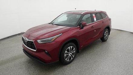 2026 Toyota Highlander Hybrid XLE SUV