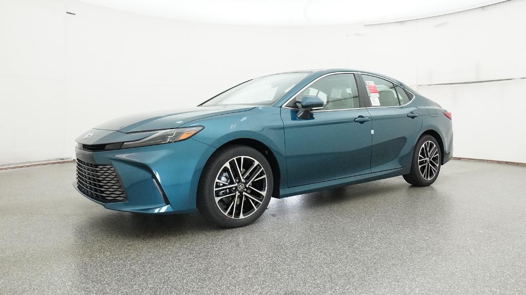 2026 Toyota Camry XLE photo 4