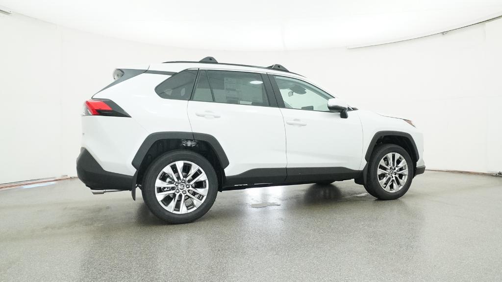 2025 Toyota RAV4 XLE Premium photo 4