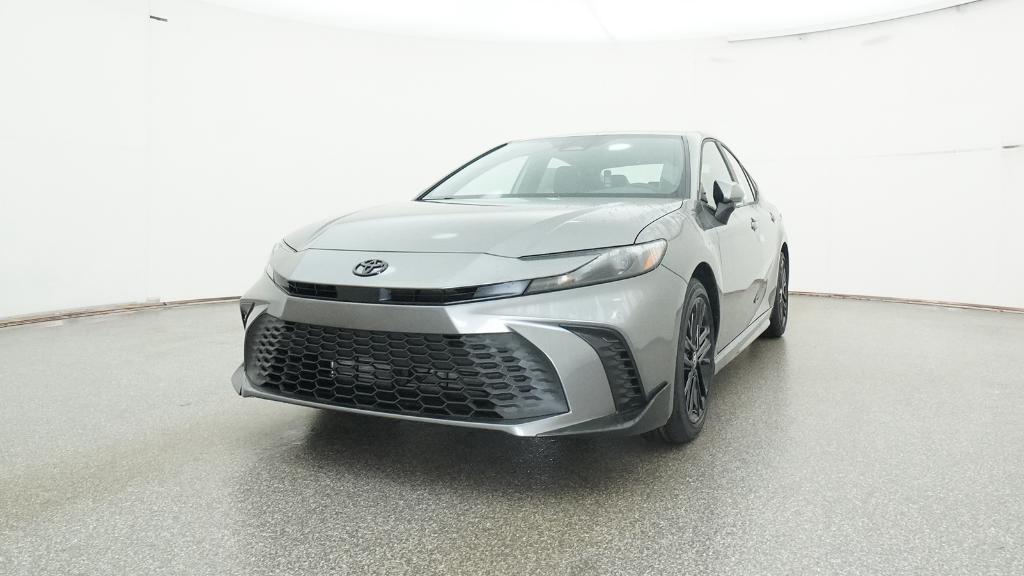 2026 Toyota Camry SE photo 3