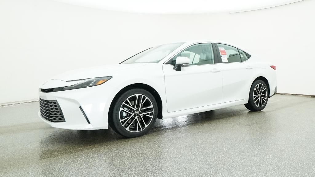 2026 Toyota Camry XLE photo 3
