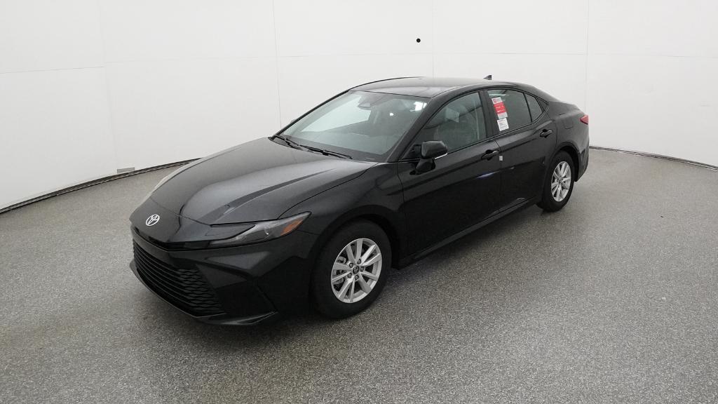 2026 Toyota Camry LE's photo