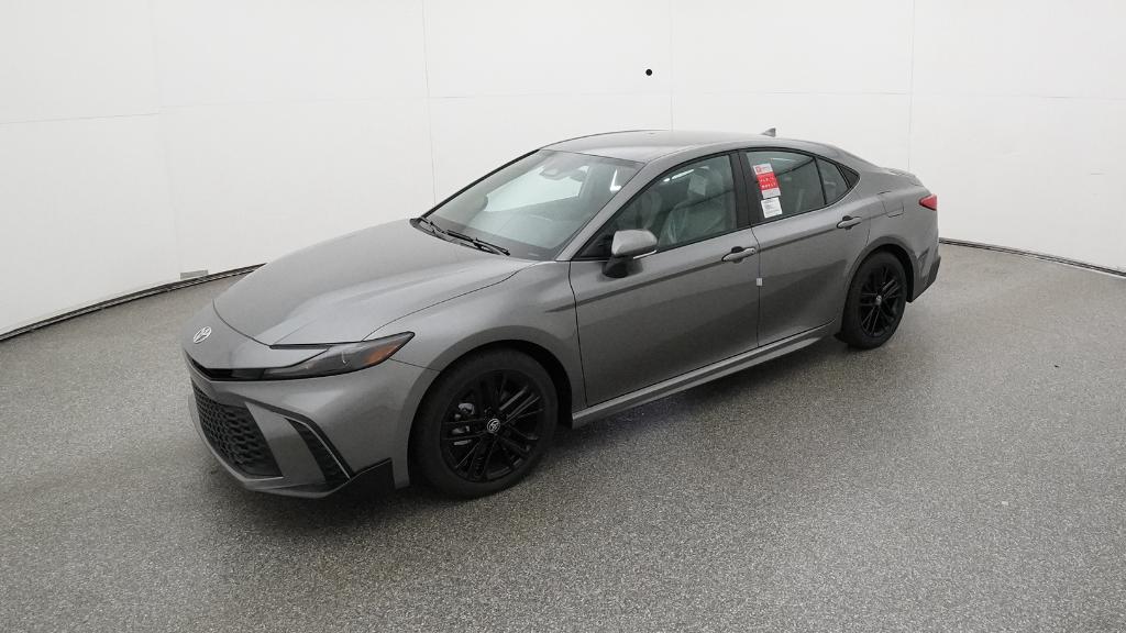 2026 Toyota Camry SE's photo