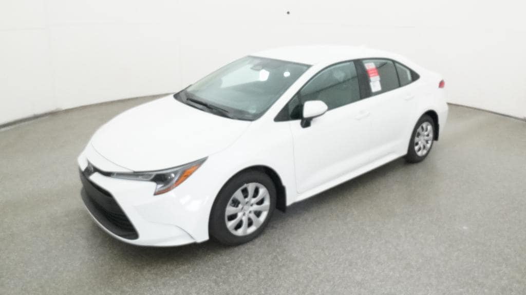 2026 Toyota Corolla LE's photo