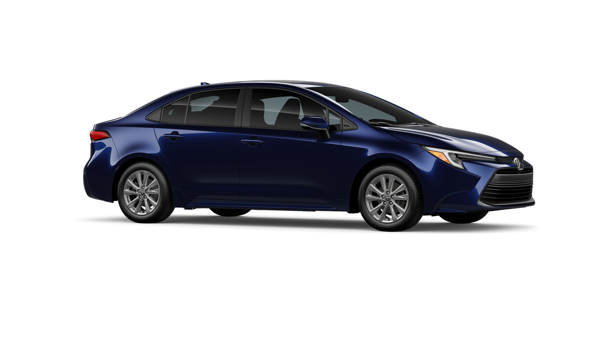 2026 Toyota Corolla XLE - Photo 13