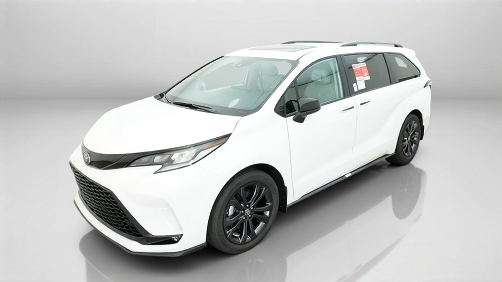 2026 Toyota Sienna XSE Van Passenger Van