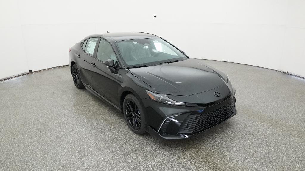 2026 Toyota Camry SE photo 2