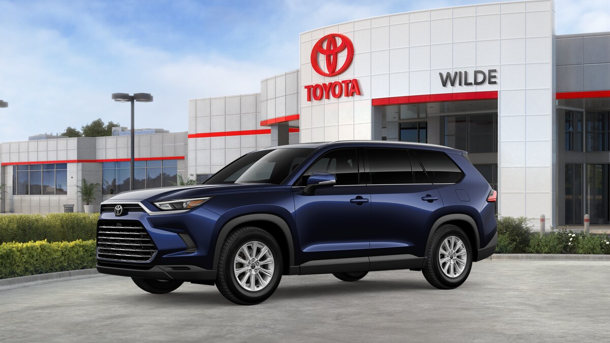 2026 Toyota Highlander XLE Hybrid photo 3