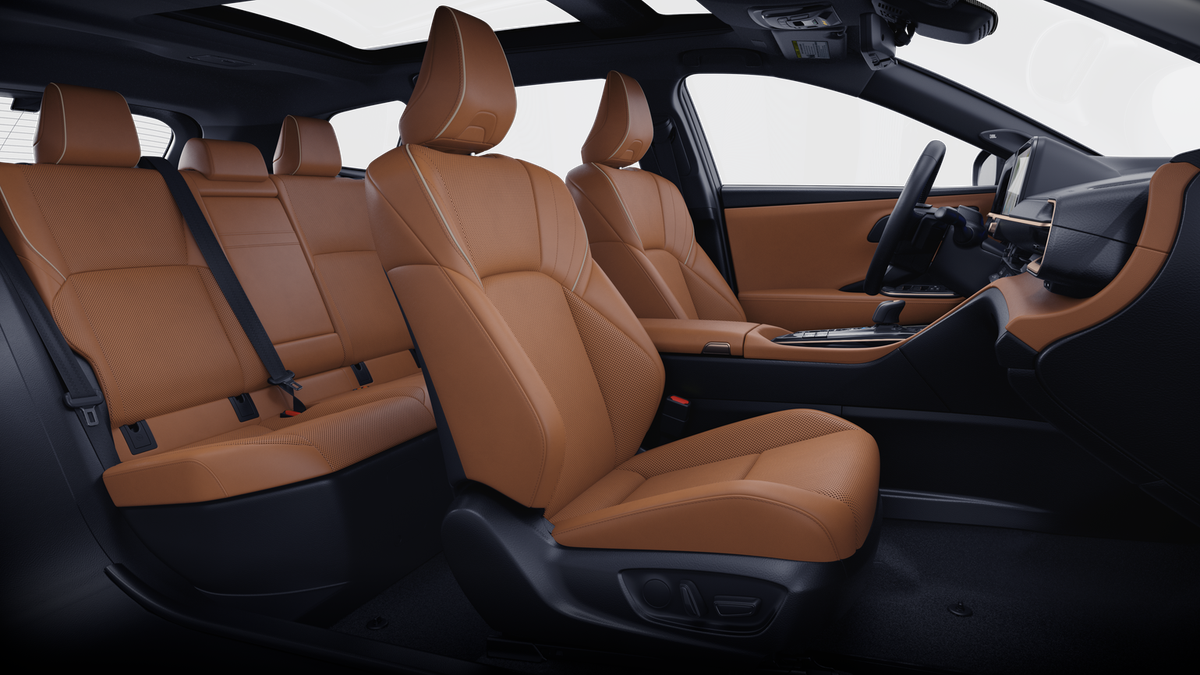 2026 Toyota Crown Signia Limited - Photo 44