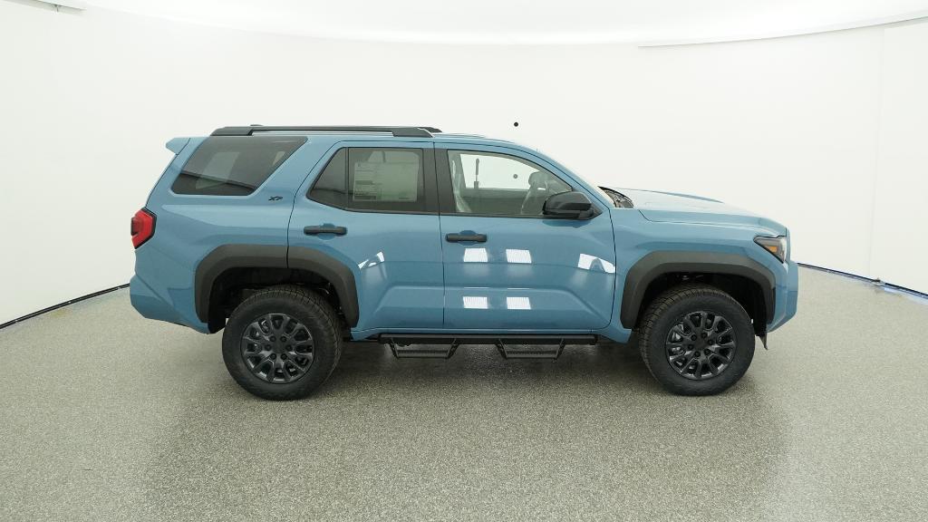 2025 Toyota 4Runner 4WD SR5 photo 3