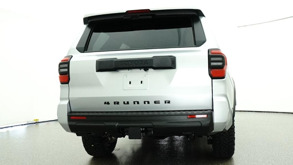 New 2026 Toyota 4Runner SR5 SUV