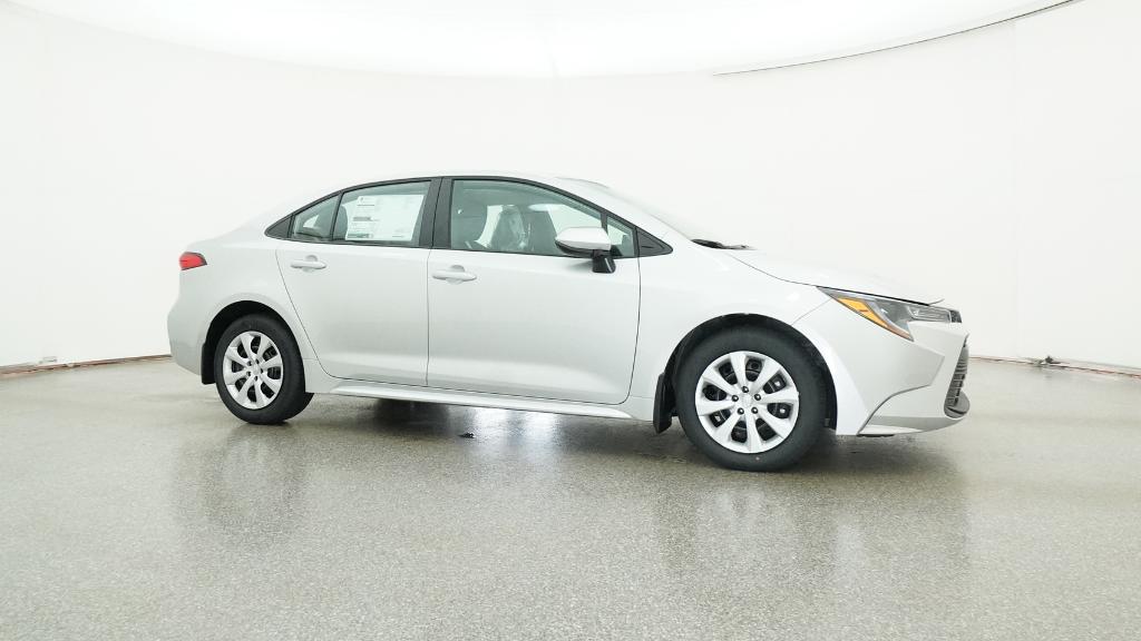 2026 Toyota Corolla LE photo 2