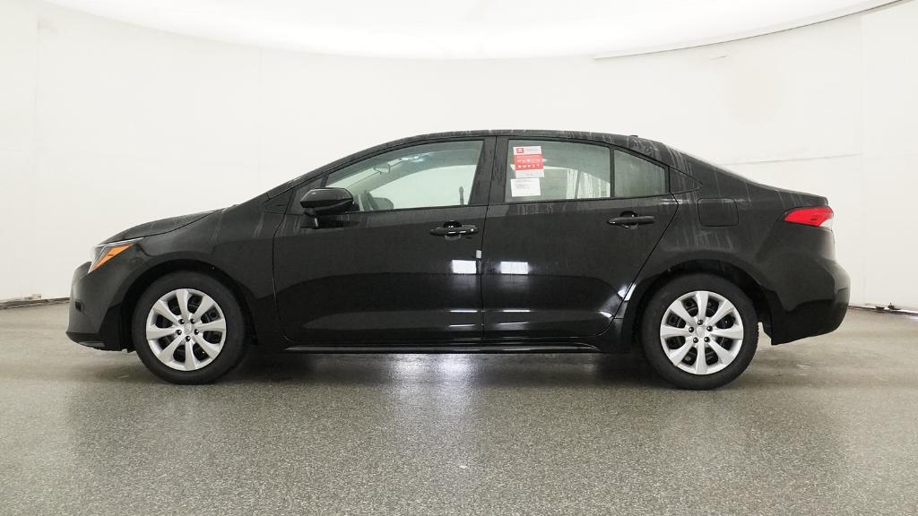 2026 Toyota Corolla LE photo 2