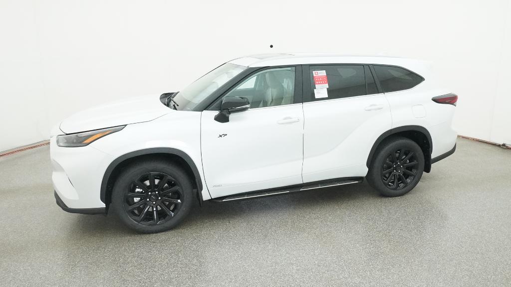 2025 Toyota Highlander Hybrid XLE photo 16