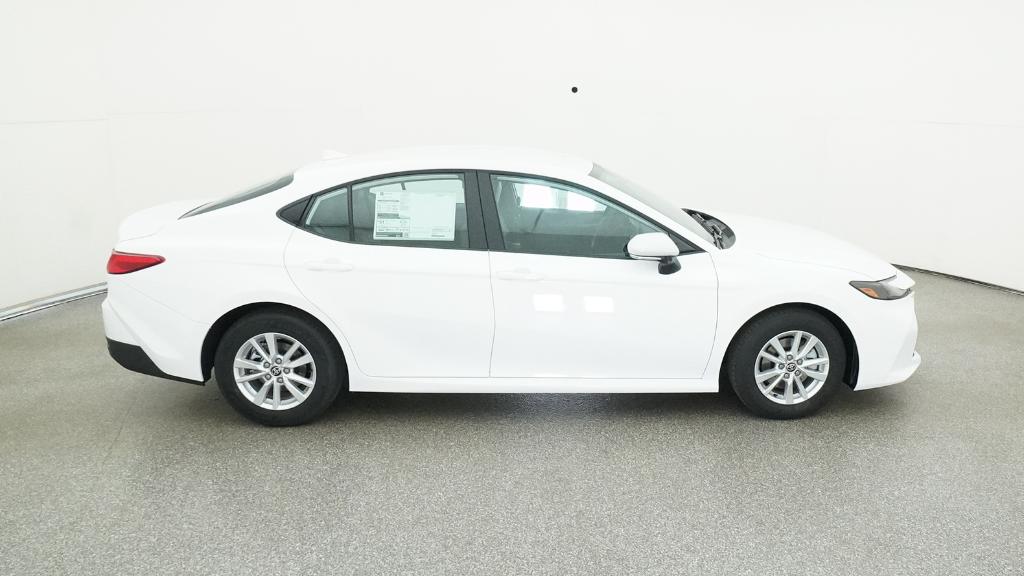 2026 Toyota Camry LE photo 2