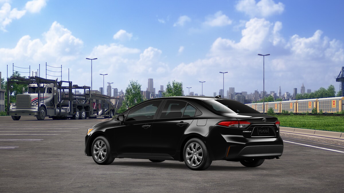 2026 Toyota Corolla LE photo 4