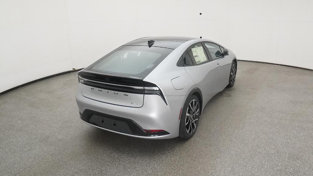 2026 Toyota Prius Plug-in Hybrid XSE Premium - Photo 12