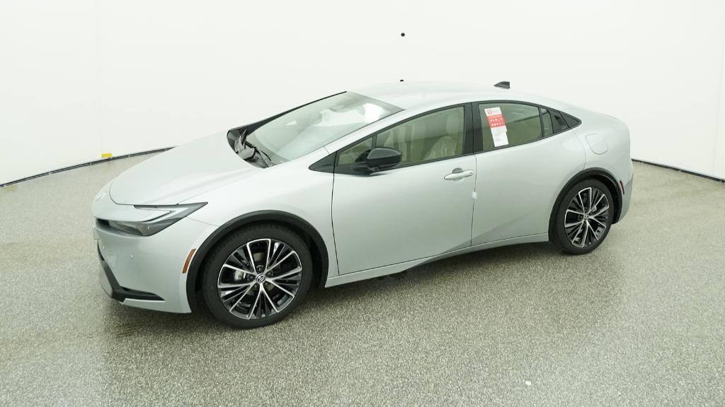 2026 Toyota Prius XLE photo 2