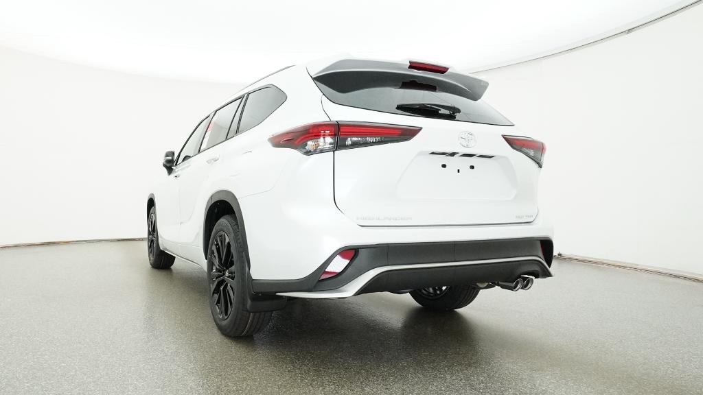 2026 Toyota Highlander XSE photo 4