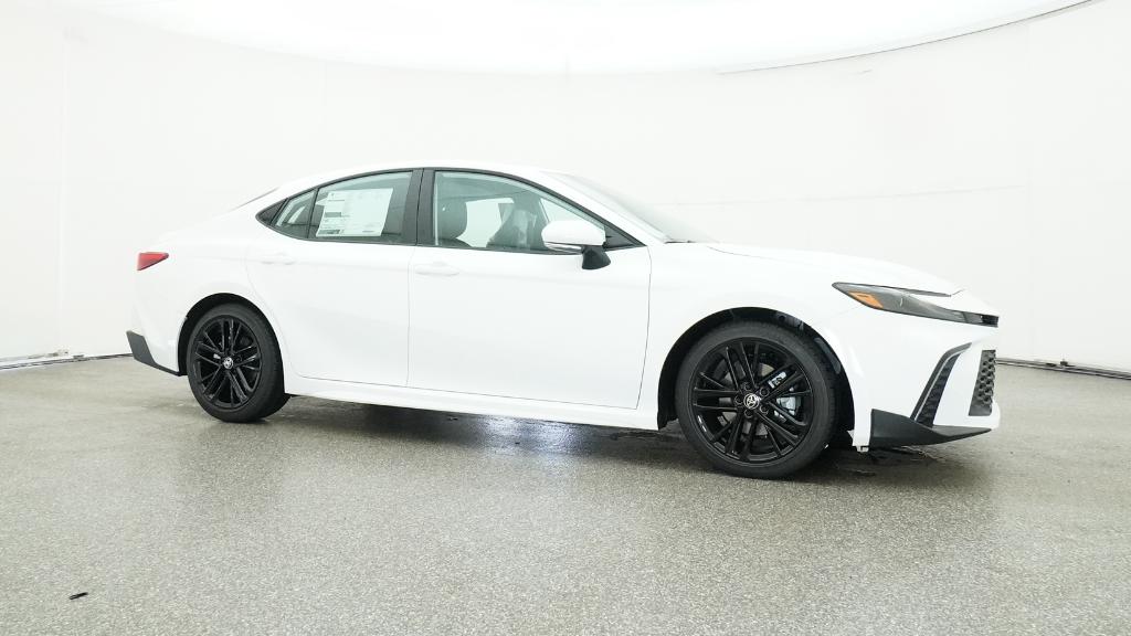 2026 Toyota Camry SE photo 3