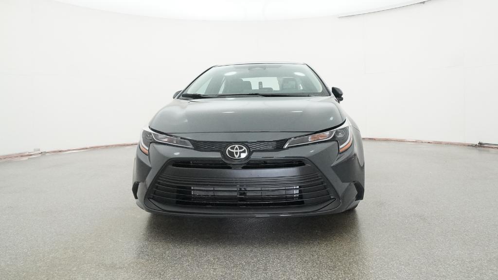 2026 Toyota Corolla LE photo 3