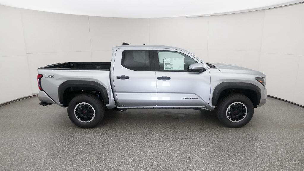 2025 Toyota Tacoma TRD Off Road - Photo 14
