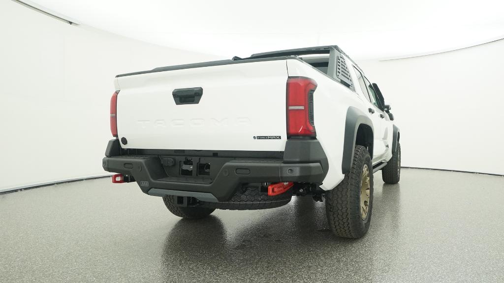 2025 Toyota Tacoma Trailhunter - Photo 16