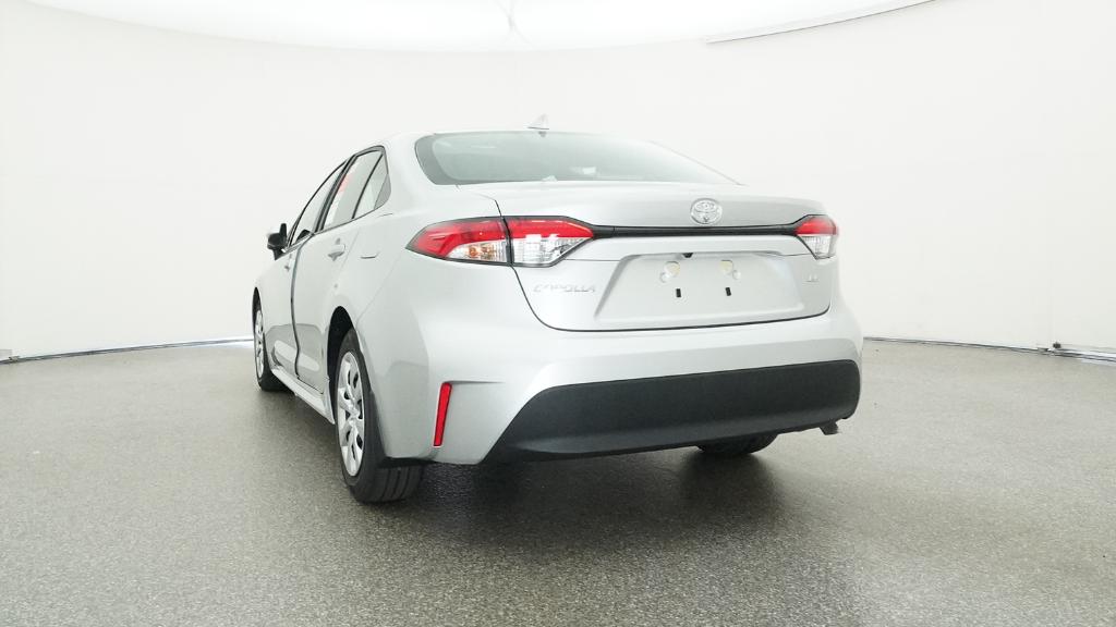 2026 Toyota Corolla LE photo 4