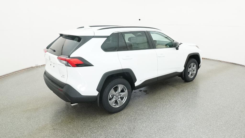 2025 Toyota RAV4 Hybrid LE photo 3