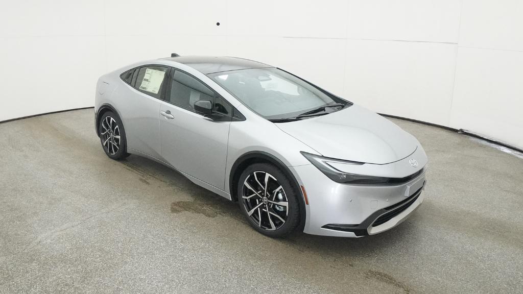 2026 Toyota Prius Plug-in Hybrid XSE Premium - Photo 14