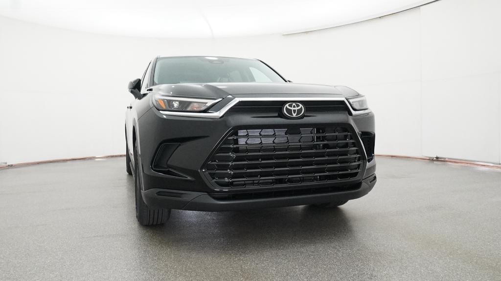 New 2026 Toyota Grand Highlander Hybrid XLE SUV