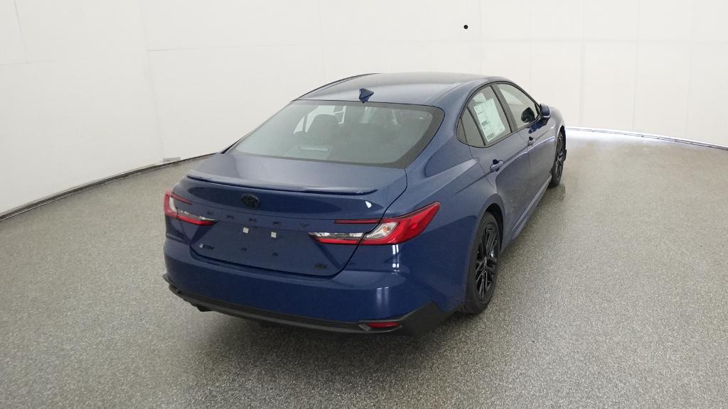 2026 Toyota Camry SE photo 4