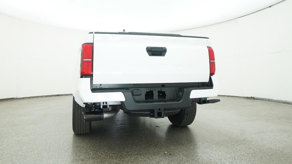 2025 Toyota Tacoma TRD Sport Double Cab photo 2