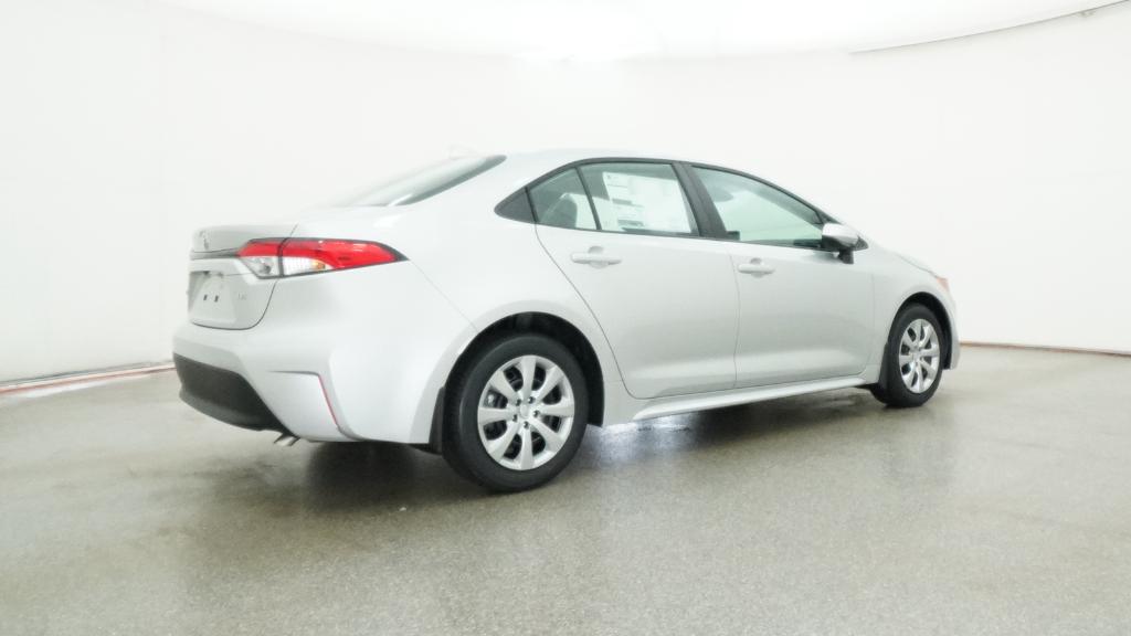 2026 Toyota Corolla LE photo 4