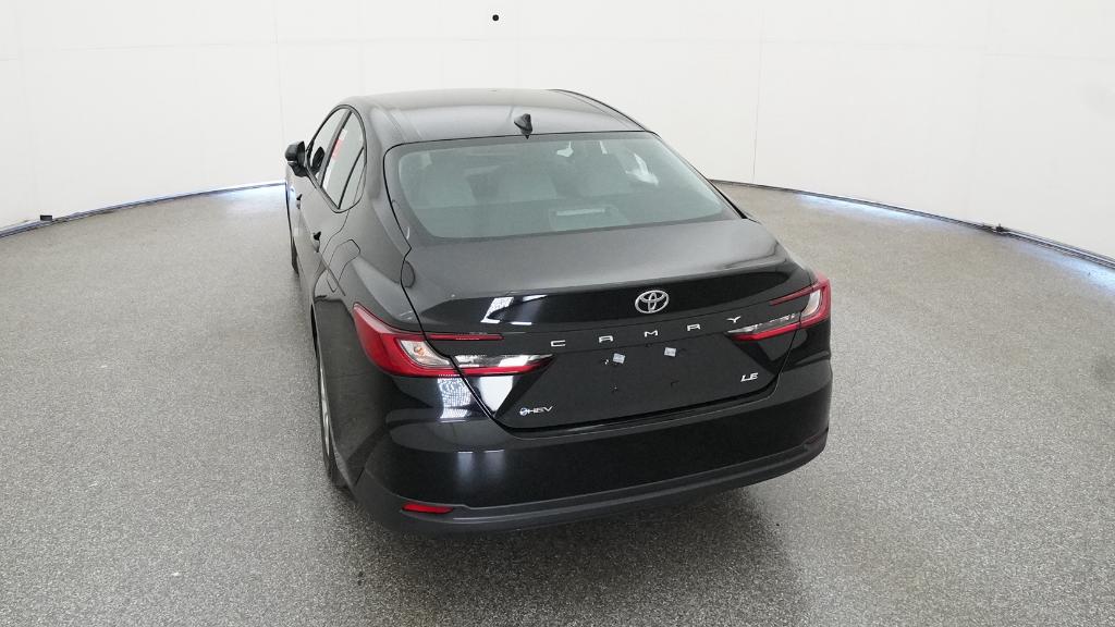 2026 Toyota Camry LE photo 2