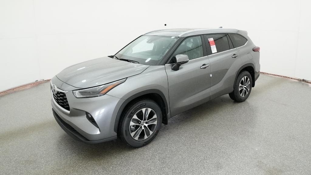 New 2026 Toyota Highlander XLE SUV