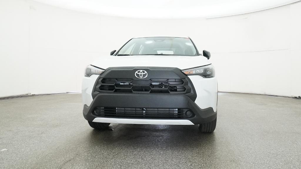 2026 Toyota Corolla Cross L photo 2