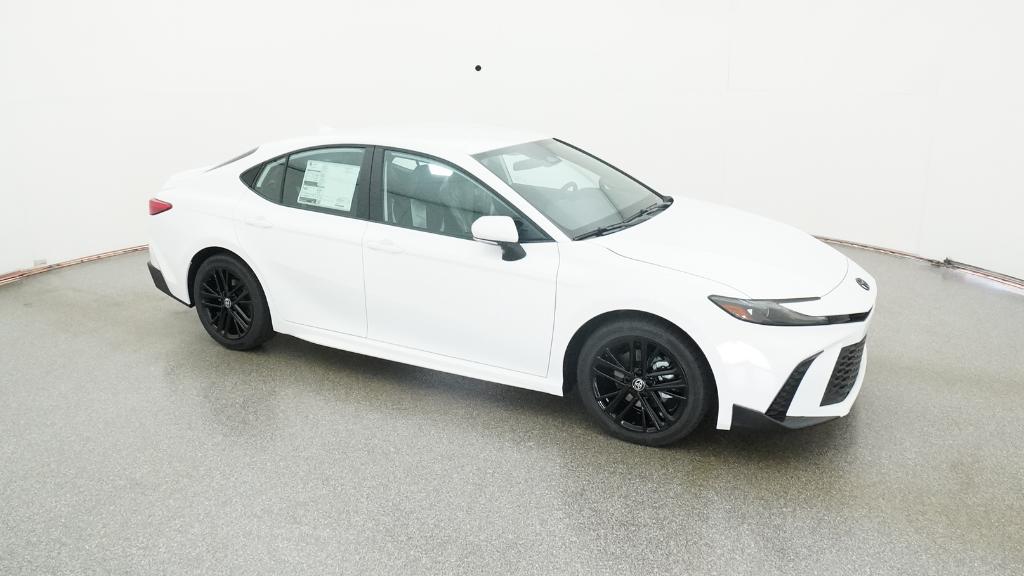 2026 Toyota Camry SE photo 4