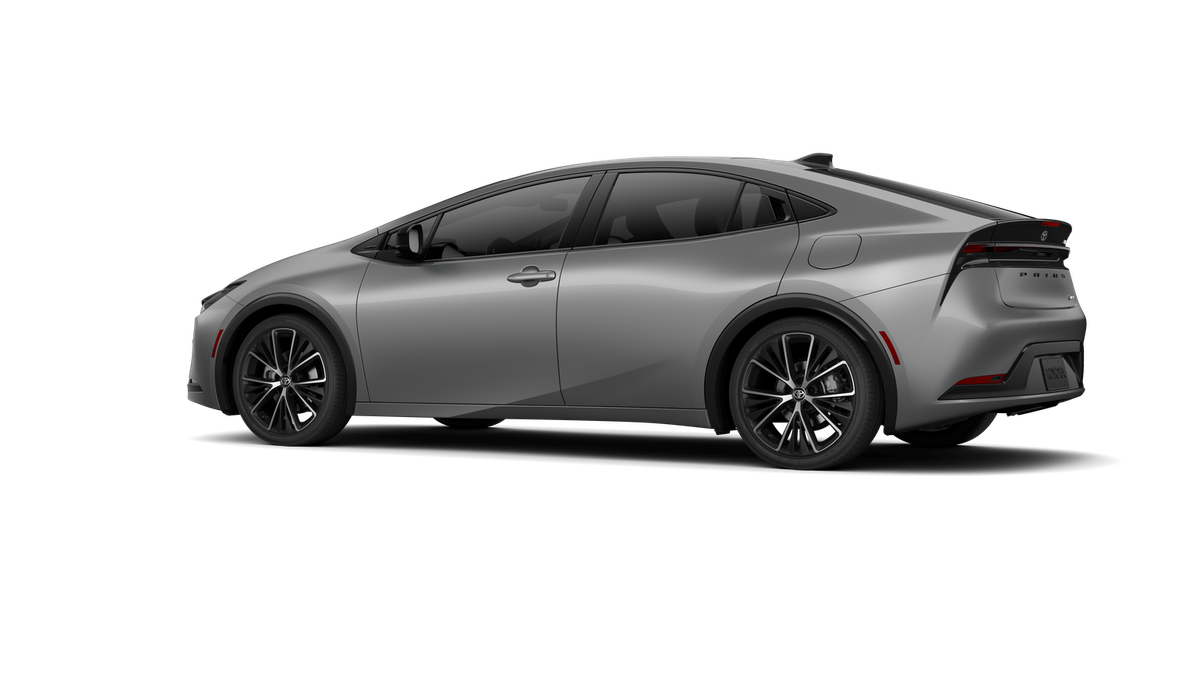 2026 Toyota Prius XLE - Photo 5