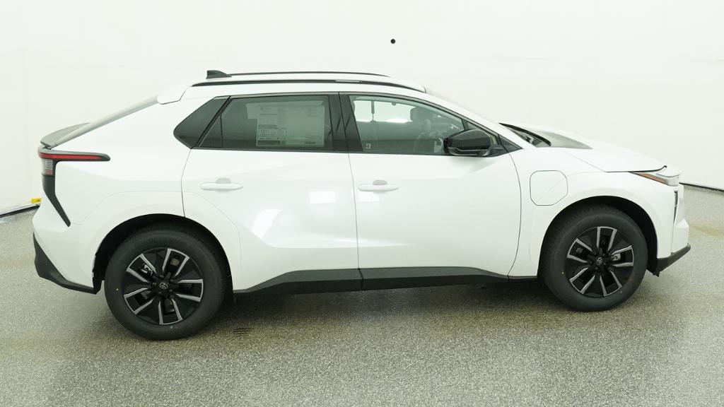 2026 Toyota bZ XLE - Photo 44