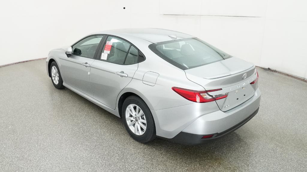2026 Toyota Camry LE photo 2