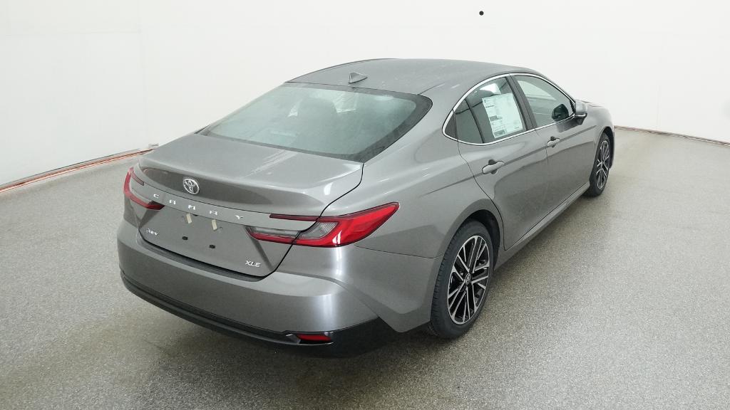 2026 Toyota Camry XLE photo 3