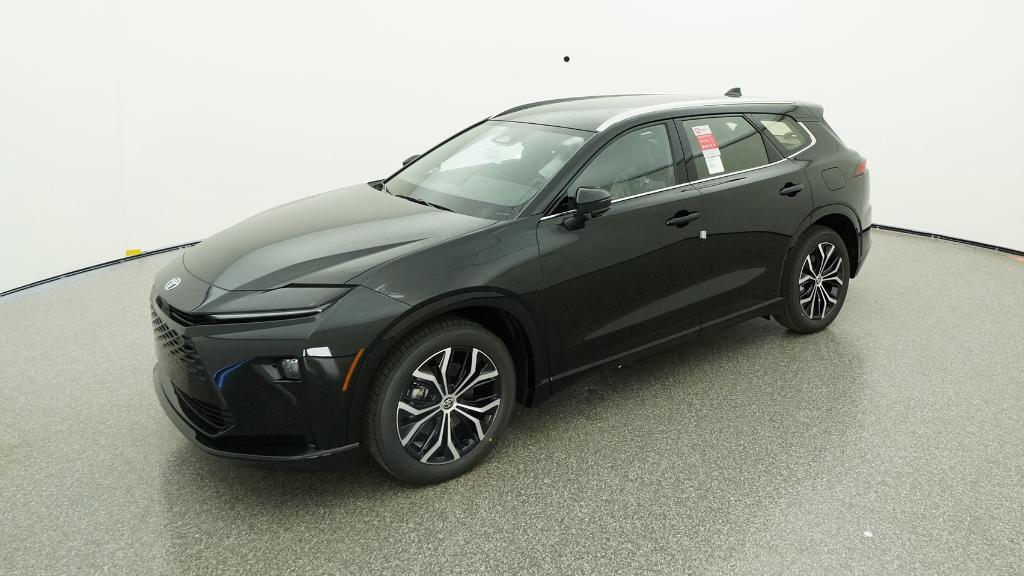 2025 Toyota Crown Signia XLE's photo