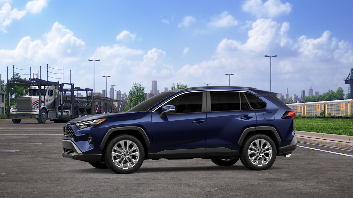 2025 Toyota RAV4 Premium XLE photo 3
