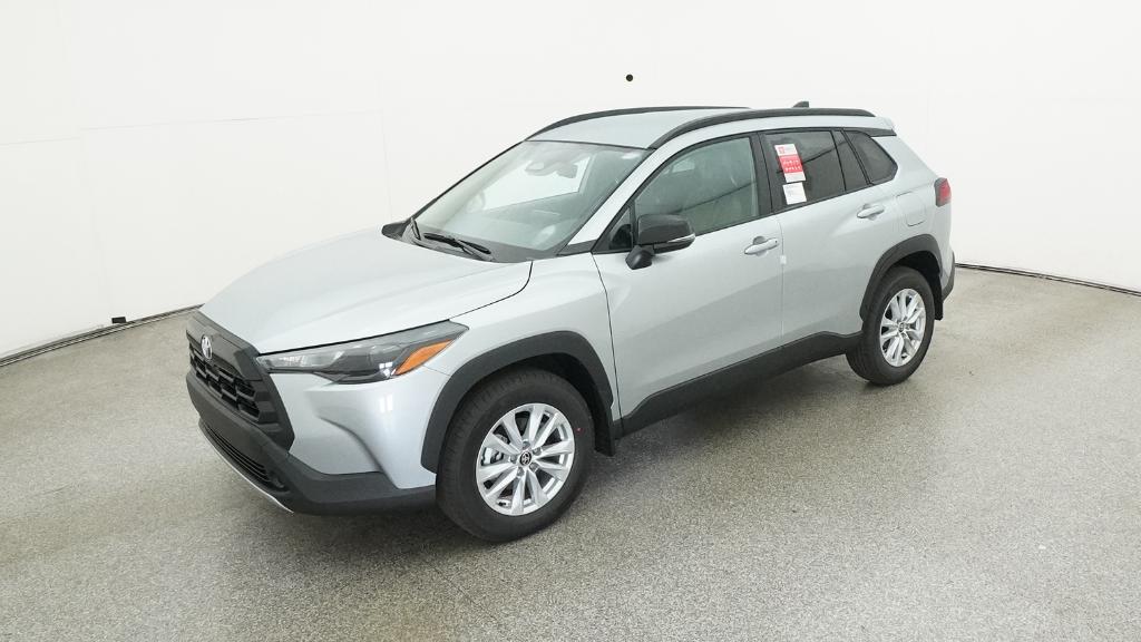 2026 Toyota Corolla Cross LE's photo
