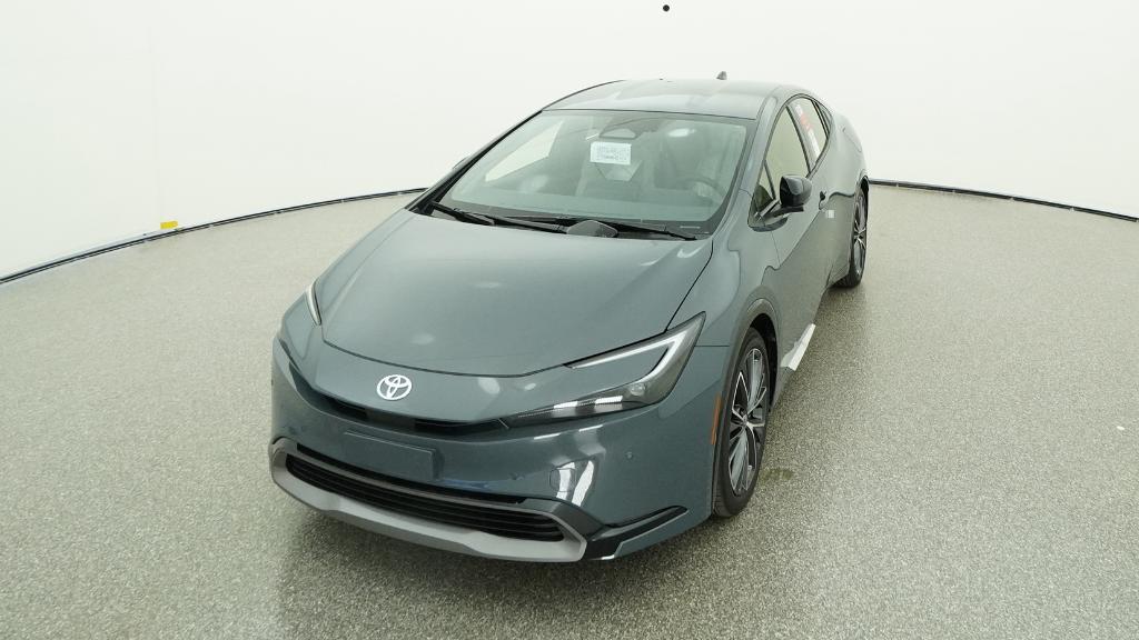 2026 Toyota Prius XLE photo 2