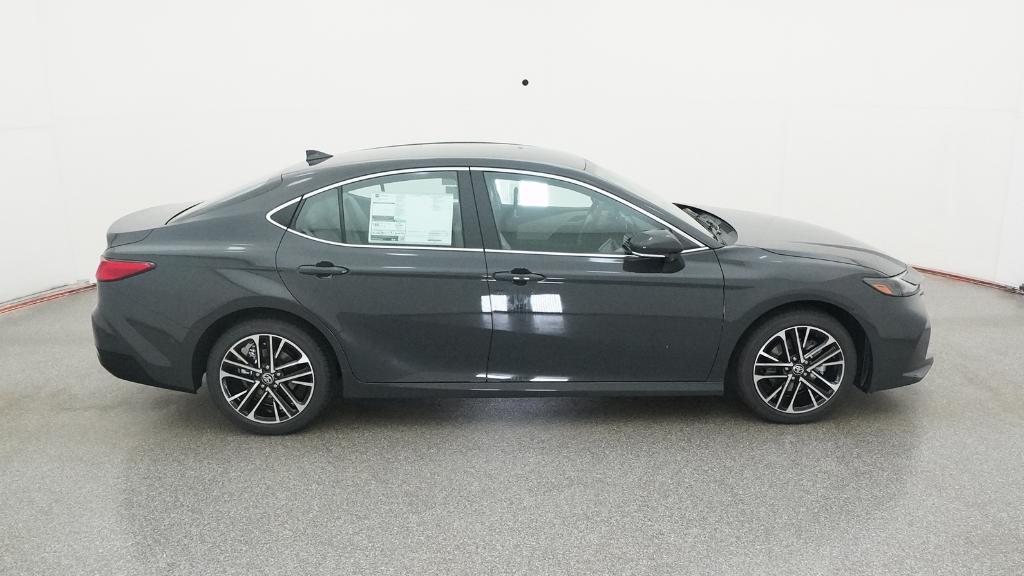 2026 Toyota Camry XLE - Photo 23