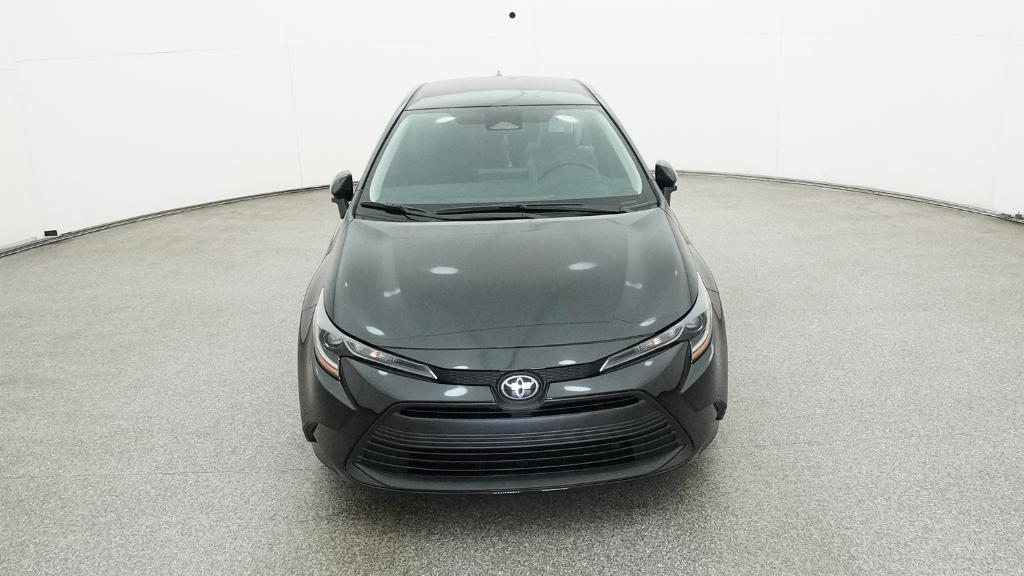2026 Toyota Corolla LE photo 4